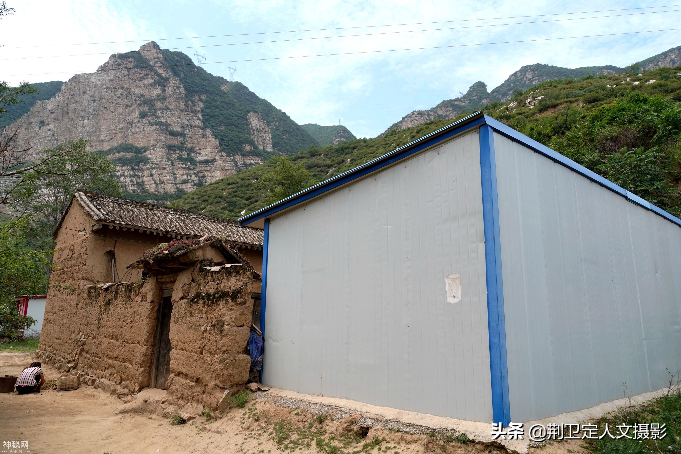 山西深山中发现1户人家，1位农民大姐留守在此，看看她生活是啥样-6.jpg
