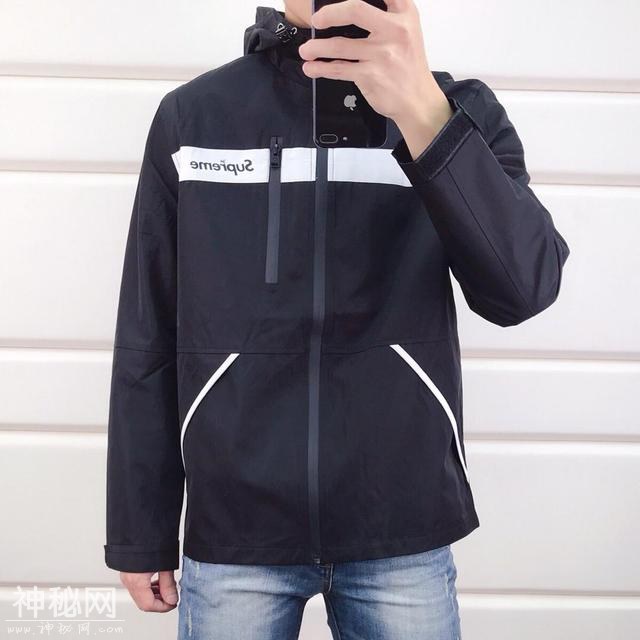 supreme+LV国际奢侈潮牌，设计的如此简单，价格却不便宜-2.jpg