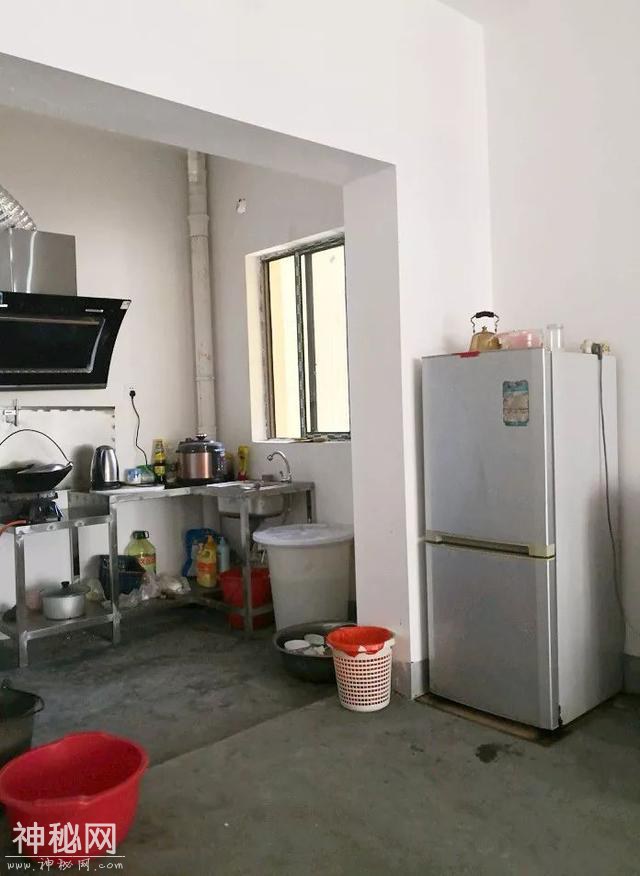 对有地质隐患的地方，一定要做好群众安全转移工作︱委员扶贫日记系列-4.jpg