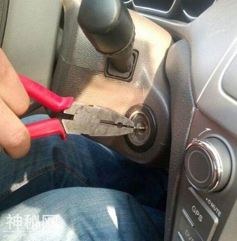搞笑GIF：可是没想到，现在他们叫我丑大鸭-5.jpg