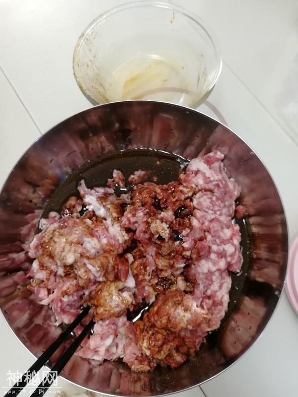 猪身上“最脏”的部位，含有大量细菌，白给都不要，炒菜一定扔掉-3.jpg