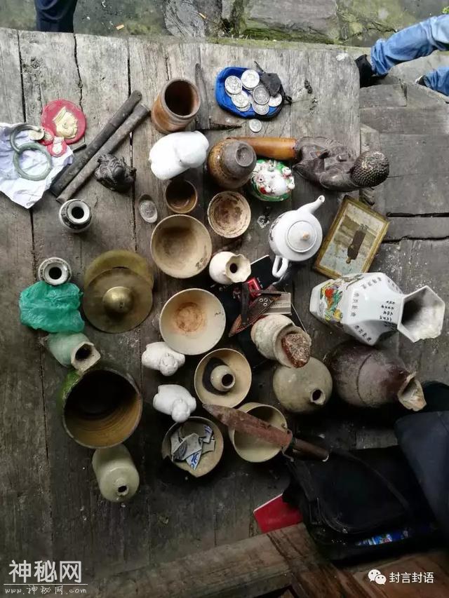 盗墓疑云：“摸金校尉”惊现云南？-7.jpg