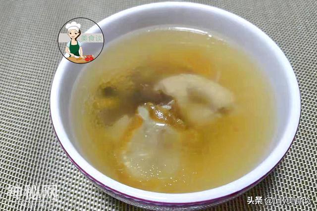 夏天煲鸡汤，加这两样食材，鲜香回甘，养胃生津，熬夜晚睡要多喝-1.jpg