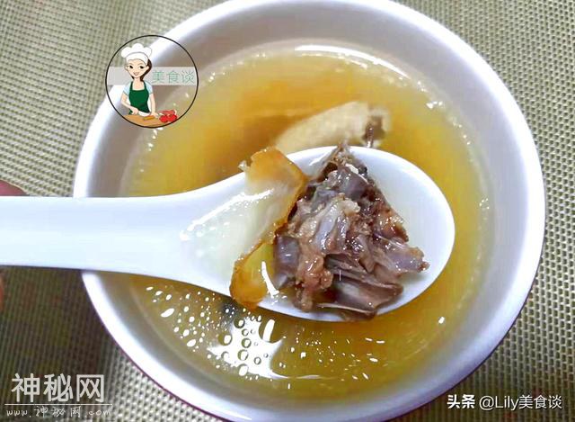 夏天煲鸡汤，加这两样食材，鲜香回甘，养胃生津，熬夜晚睡要多喝-8.jpg