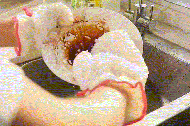这样洗碗，等于养细菌！再多的洗洁精也没用-1.jpg