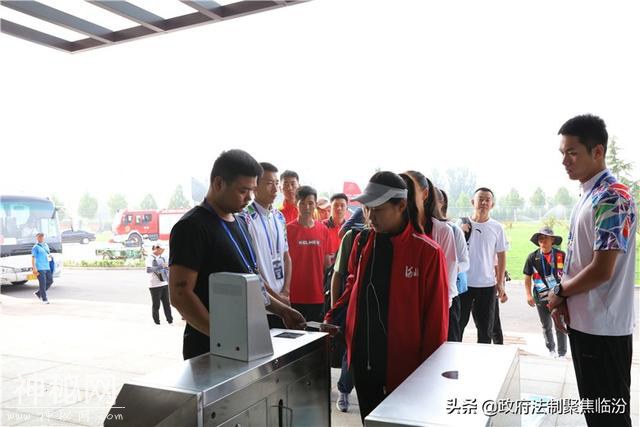 尧都公安圆满完成“二青会”射击（飞碟）比赛安保任务-4.jpg