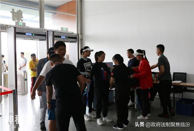 尧都公安圆满完成“二青会”射击（飞碟）比赛安保任务-5.jpg