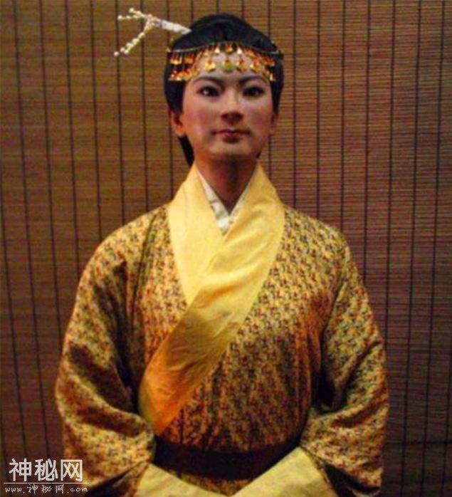 他是南派盗墓第一高手，因国宝流失改邪归正，造就两个考古奇迹-4.jpg