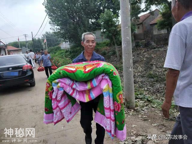 胶东民俗：看莱阳乡村婚礼上的“搬嫁妆”环节-2.jpg