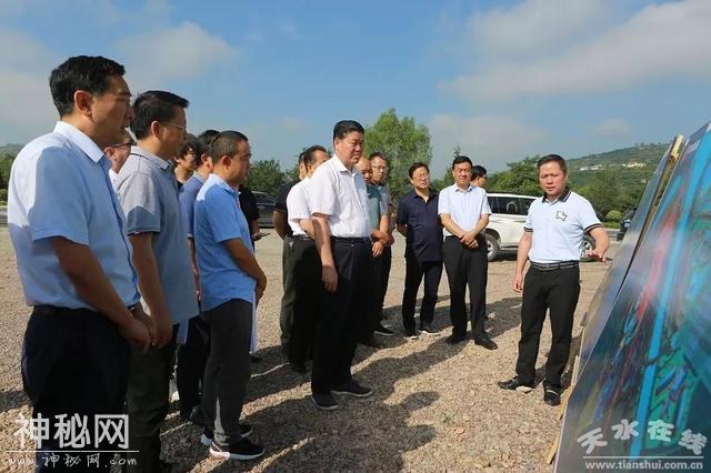 王军市长检查地质博物馆和华昌欢乐城项目进展情况(图)-8.jpg