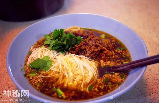 酸辣开胃剪刀面-1.jpg