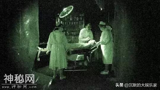 10部小成本恐怖片：这几个没钱的导演，换了一种方式吓人-44.jpg