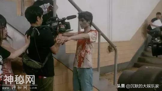 10部小成本恐怖片：这几个没钱的导演，换了一种方式吓人-55.jpg