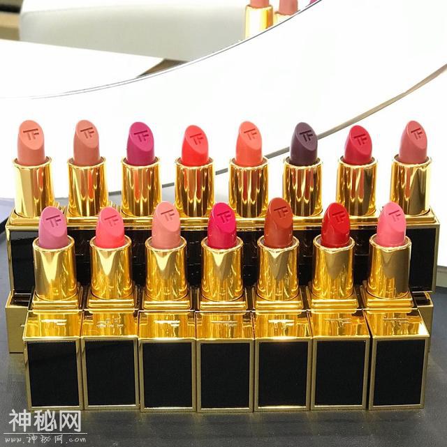 「是日美好事物」抹Tom Ford新唇彩男女“通杀”，戴Balenciaga“外星人”墨镜登陆地球-5.jpg
