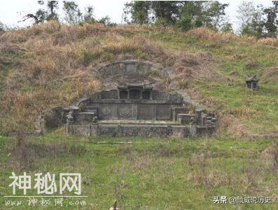 一场暴雨冲开了一座千年古墓，发掘出旷世国宝，如今禁止出国展览-9.jpg