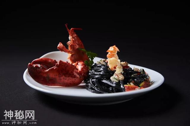 飞碟饺子宽意面，看看这位意大利厨师怎么做西餐-7.jpg
