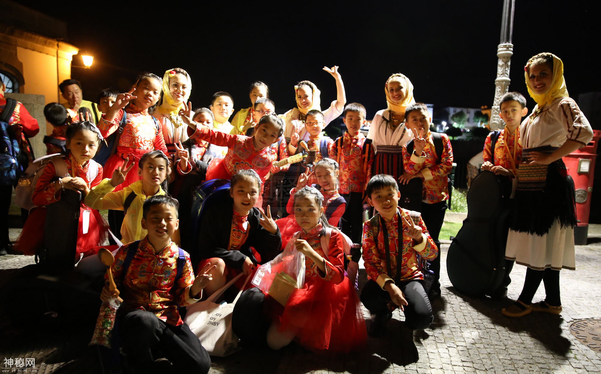 巴塞罗斯国际民俗节 中国民乐首次亮相 杭州这群孩子赚足了眼球-5.jpg