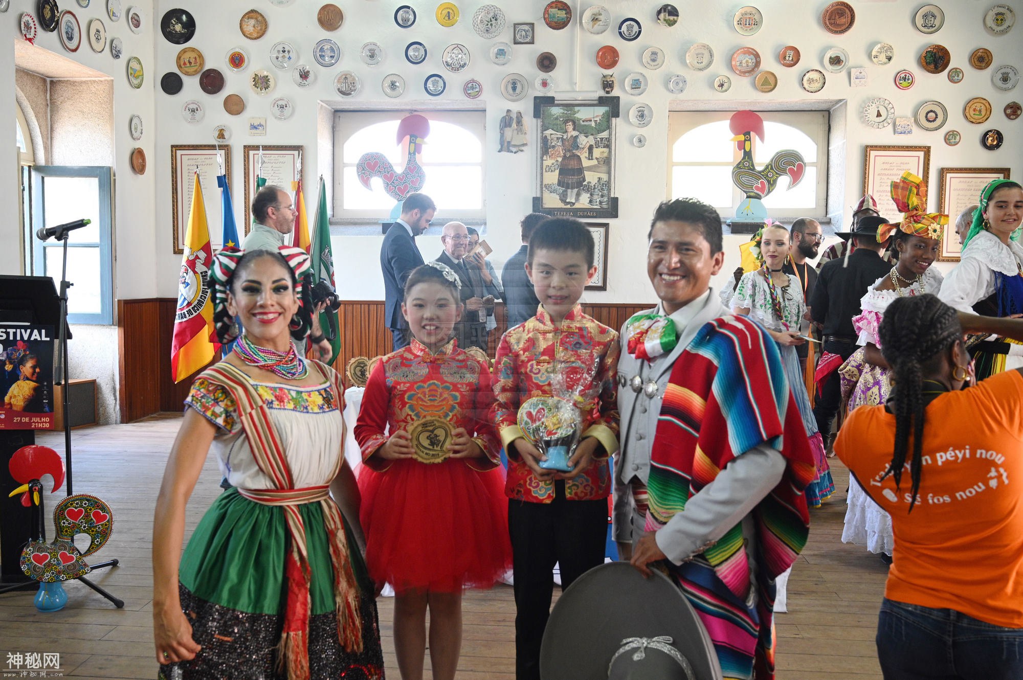 巴塞罗斯国际民俗节 中国民乐首次亮相 杭州这群孩子赚足了眼球-12.jpg