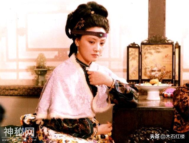 王熙凤为何会得绝症？脂砚斋四个字说出缘由，只和一人有关-6.jpg