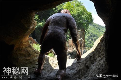 神秘的木尔大峡谷：深山猎手和女野人的旷世畸恋-10.jpg