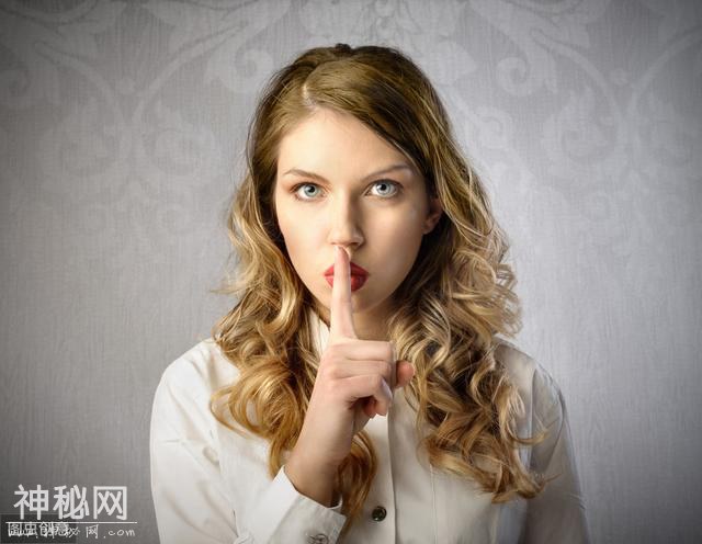 别再灌输优秀的女孩必须找差不多男生的鸡汤了，我们不需要-4.jpg