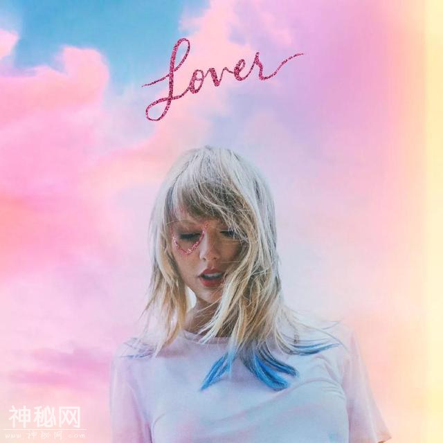 美妆UFO丨Taylor Swift来了！原来圣诞风刮得这么早？-1.jpg