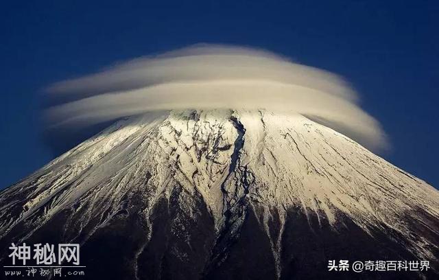 UFO----10.jpg