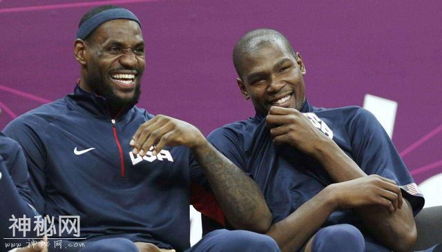一招鲜吃遍天！现役NBA5大最难防绝技：杜兰特这招才叫真正的杀器-1.jpg