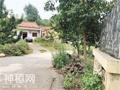 多次被认定为地质灾害户 却没上移民搬迁名单，村民：“我家隐患点两年前被核销我怎么不知道？”-3.jpg