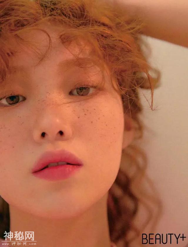 美妆UFO丨李圣经的bling“星唇”可是我等凡人能驾驭的厉害招数？-8.jpg
