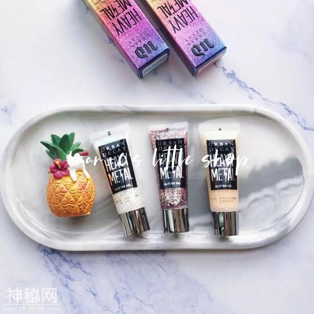 美妆UFO丨李圣经的bling“星唇”可是我等凡人能驾驭的厉害招数？-31.jpg