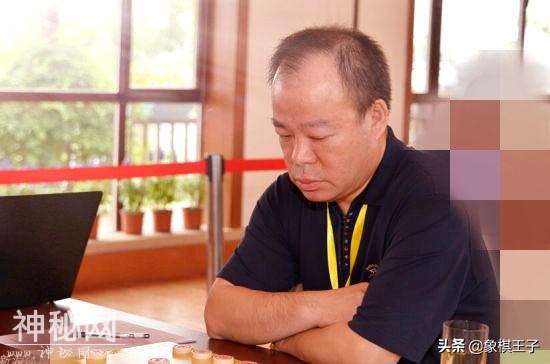 58岁赵国荣死战王天一三百步，外星人竟拿东北虎没办法，匪夷所思-2.jpg
