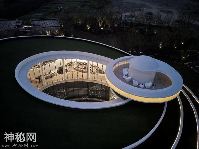 灵感库「第43期」：时空“飞碟”在宁波北仑降落，这个建筑太酷-4.jpg
