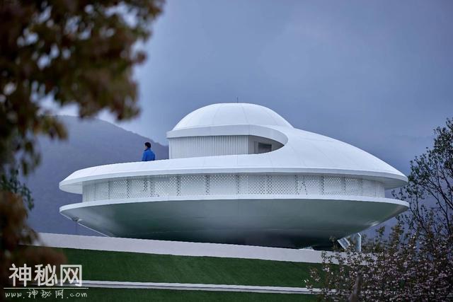 灵感库「第43期」：时空“飞碟”在宁波北仑降落，这个建筑太酷-2.jpg