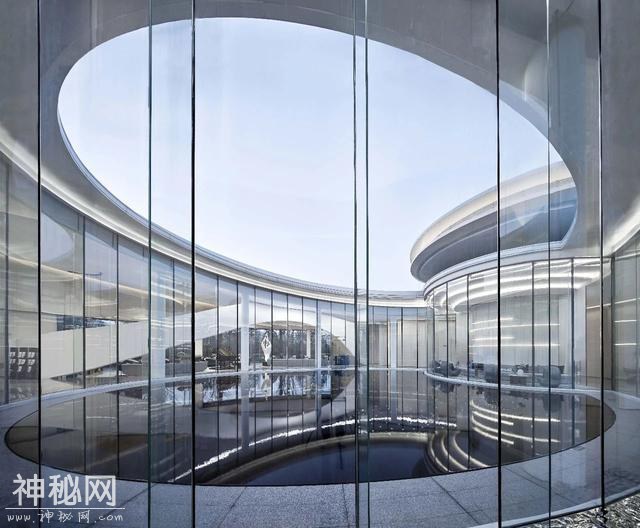 灵感库「第43期」：时空“飞碟”在宁波北仑降落，这个建筑太酷-31.jpg