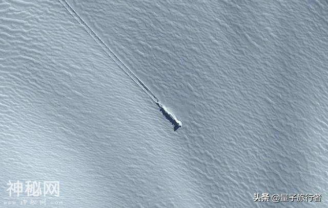 近期UFO猎人们又在谷歌地球上发现了神秘的“UFO坠毁地点”-1.jpg