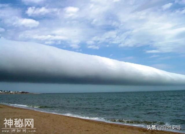 三种不可一世的云：荚状云，雨幡洞云，滚轴云-10.jpg