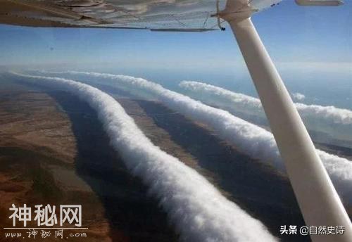 三种不可一世的云：荚状云，雨幡洞云，滚轴云-8.jpg