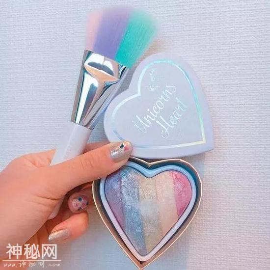 美妆UFO丨彩虹仙子Nancy就是人群中最亮的霓虹灯-9.jpg