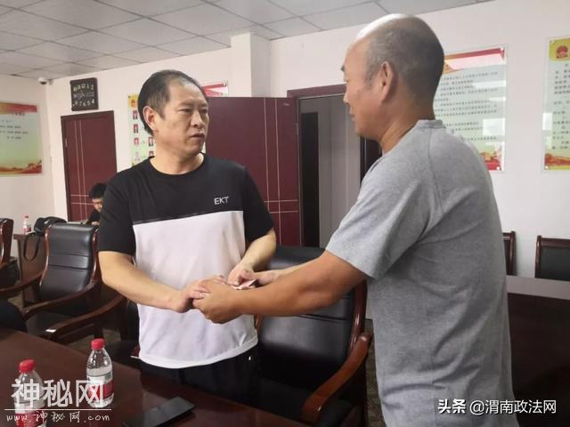 5000元欠了六年才还上！背后的故事却这么温暖…-5.jpg