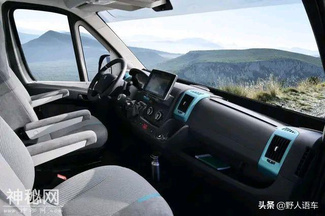 赏析房车！高品质的标致四驱越野房车空间大，可惜国内没有-3.jpg