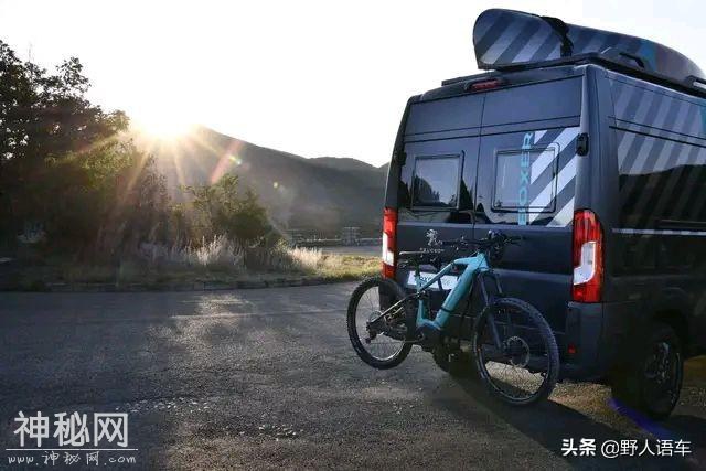 赏析房车！高品质的标致四驱越野房车空间大，可惜国内没有-4.jpg