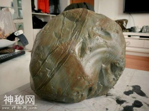 罗布泊的神秘奇石--多少人追寻过-13.jpg
