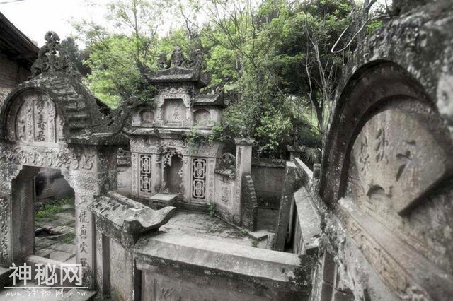 盗墓贼实在太厉害，光盗墓工具就发明了很多种，其中有一种最厉害-14.jpg