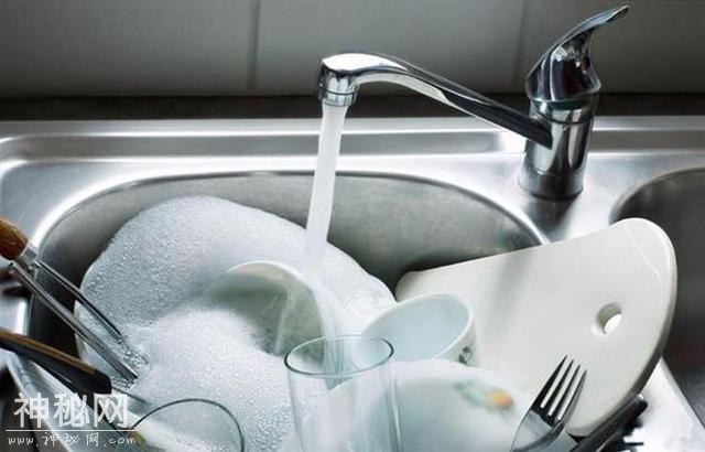 不好好洗碗细菌增加几万倍！你做对了吗？-4.jpg