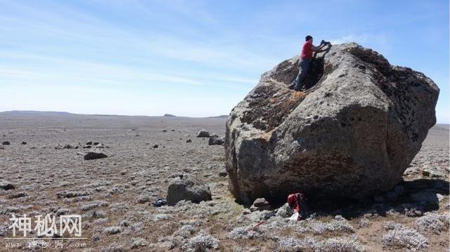 4万年前人类祖先，曾经在海拔4000米高山上生活，以巨型鼹鼠为食-1.jpg