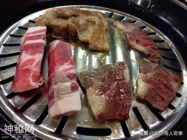 在中国一头猪的吃法，被吃货们安排得明明白白，不会浪费一块肉-3.jpg