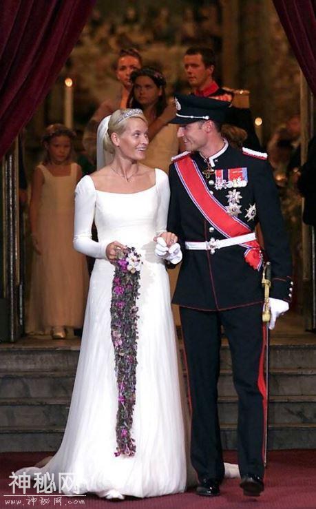 挪威哈康王储与妻结婚18年纪念，王妃身患绝症，疾病面前人人平等-1.jpg