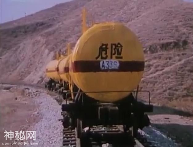 28年前的科幻片，成本仅40万，至今依旧经典，原因：故事太超前-5.jpg