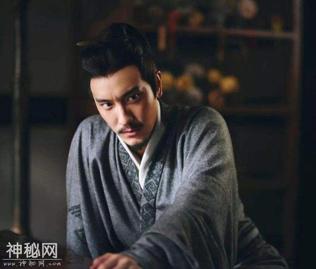 曹操退走时留下一牌子，国王看后嘲笑中原人无谋，却因此丢了命-3.jpg